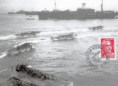 52 -  Les oprations terrestres : Les pniches de dbarquement quittent leur escorte et foncent sur les plages normandes 1