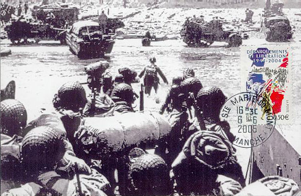 133 -  Les renforts en hommes et en matriels ne cessent d'affluer sur les plages 5