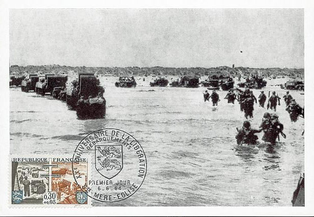 134 -  Les renforts en hommes et en matriels ne cessent d'affluer sur les plages 6