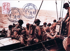 48 -  Les oprations terrestres : Les soldats amricains prennent place dans les pniches de dbarquement 2