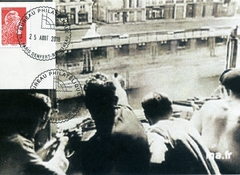 04  Les insurgs prennent position en faade des immeubles