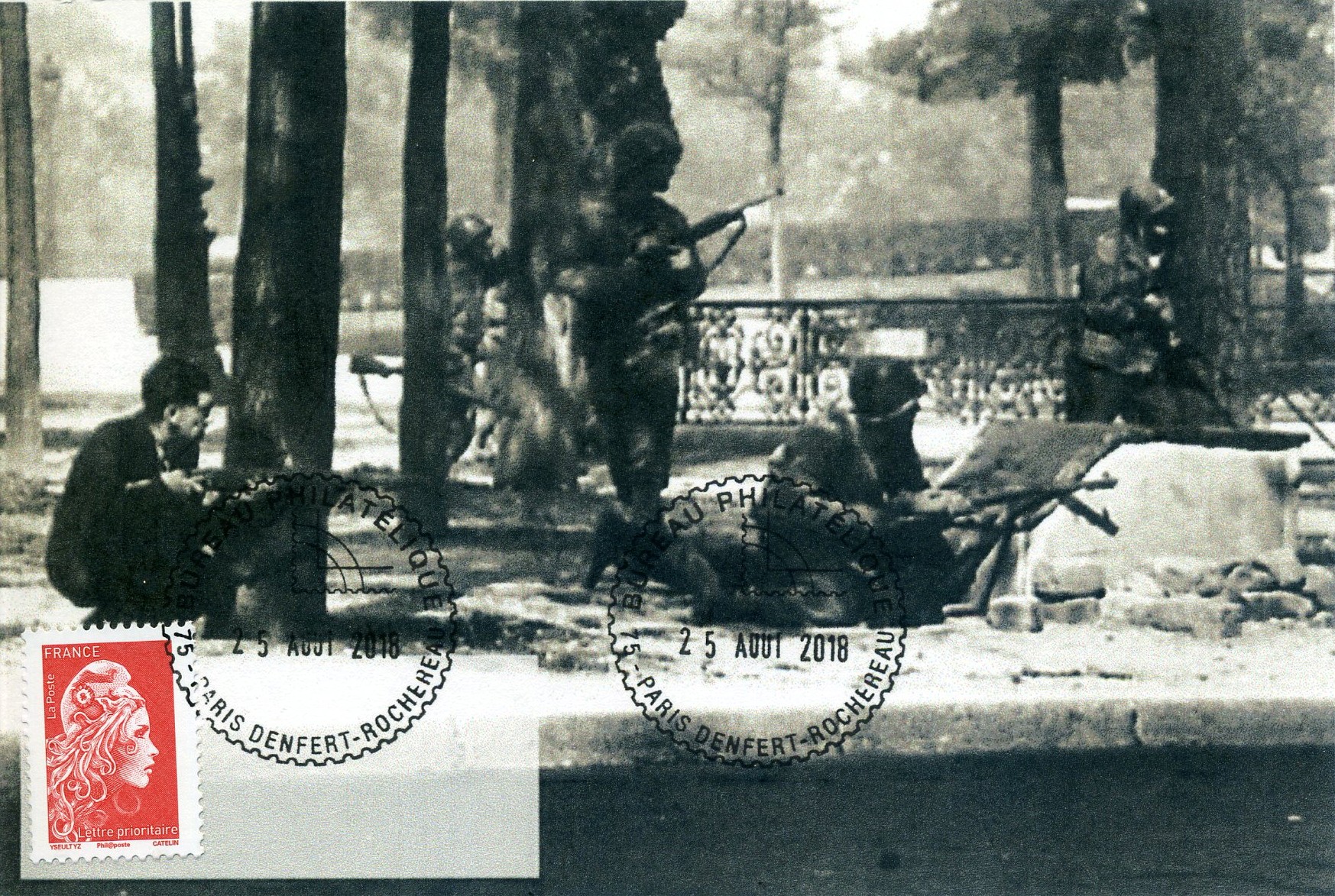 37 - Les soldats de la 2me DB librent la capitale avec lappui des forces de lintrieur  6