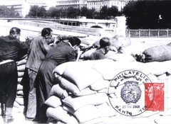 19 -  Des barricades improvises barrent les rues de la capitale 11