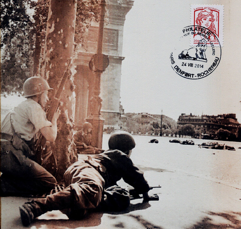 30 - Les soldats de la 2me DB librent la capitale avec lappui des forces de lintrieur 1